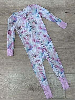 Posh Peanut Sweeties Convertible Foot Zip Romper